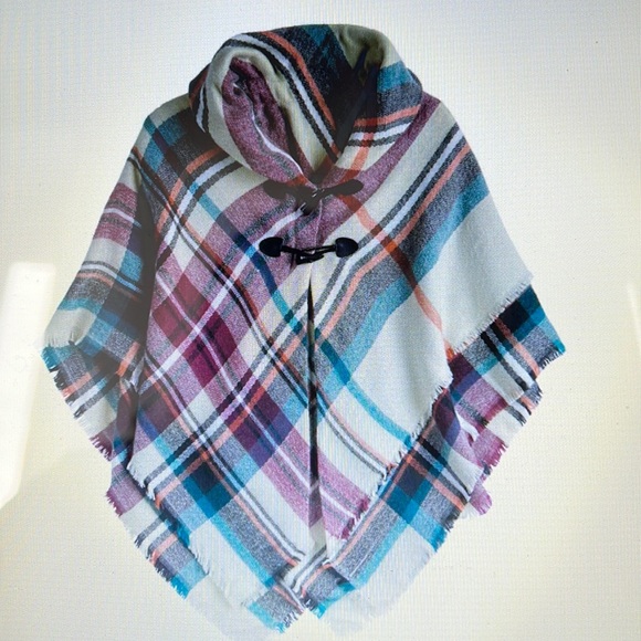 Apt. 9 Jackets & Blazers - Women’s Apt 9 plaid Toggle Topper Poncho